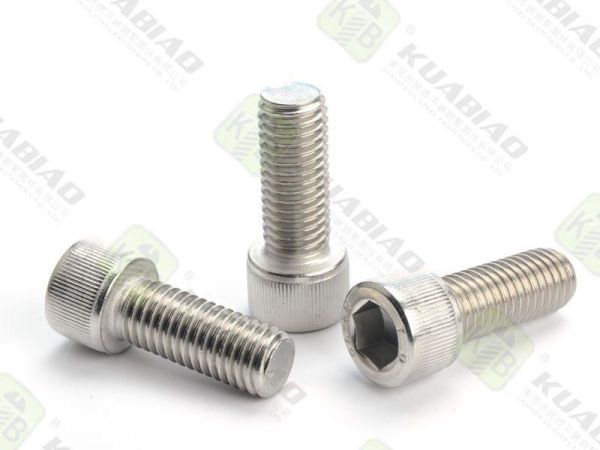 工業(yè)光伏板螺絲規(guī)格表型號(hào)(光伏安裝螺絲的損耗率)