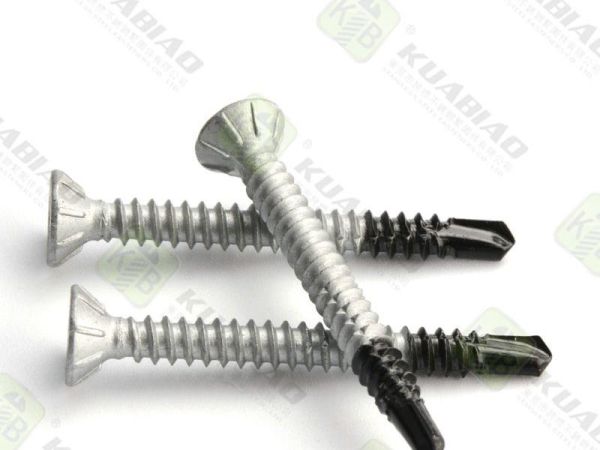 光伏板螺絲需要幾種材質(zhì)(光伏發(fā)電用的螺絲型號)